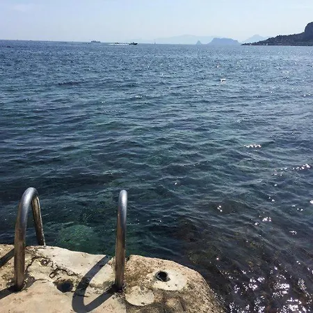 Apartament Ashur Mondello Palermo