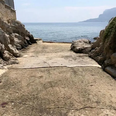 Apartament Ashur Mondello Palermo