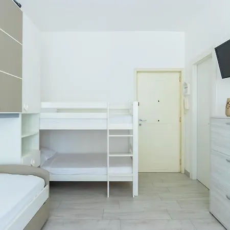 Apartment Ashur Mondello