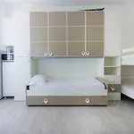 Apartment Ashur Mondello