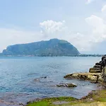 Ashur Mondello * Palermo