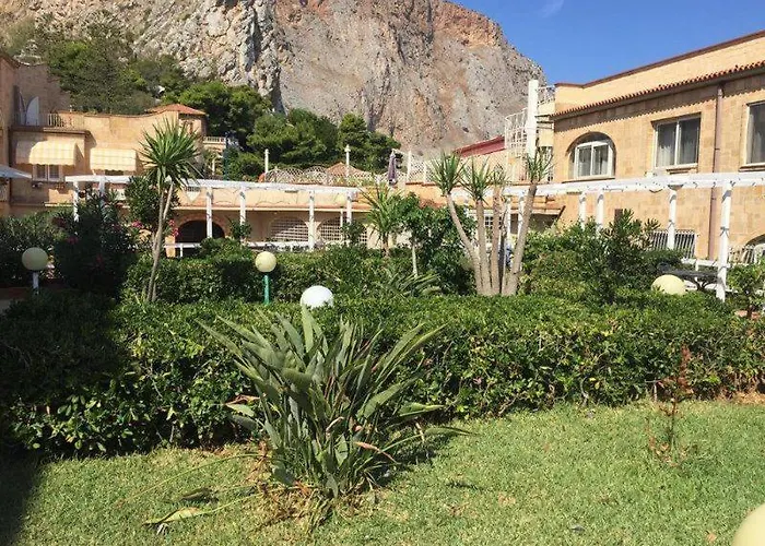 Ashur Mondello Palermo